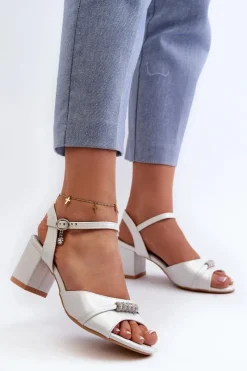 Hot Buty damskie Vinceza Sandały Damskie Eko Skórzane Na Słupku Z Ozdobami Srebrne Narhi Srebrny