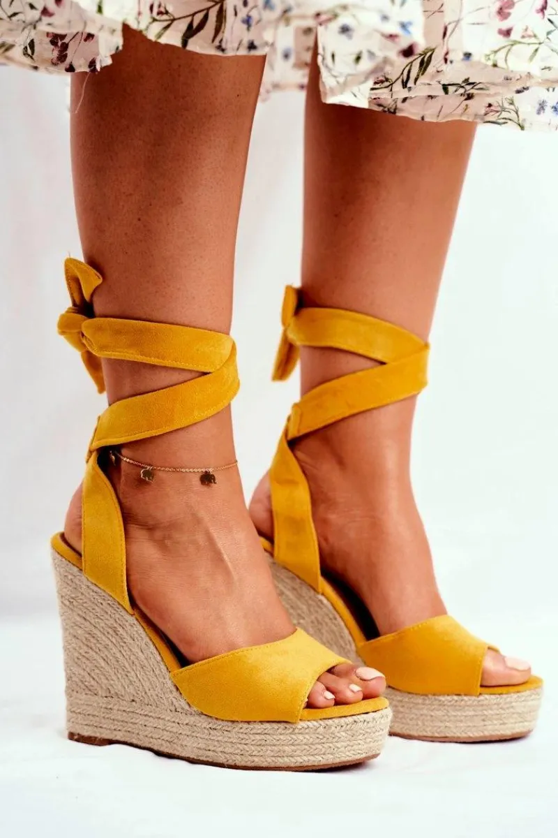 Hot Boto Sandały Damskie Na Koturnie Wiązane Żółte Belleza