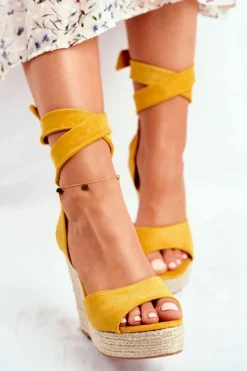 Hot Boto Sandały Damskie Na Koturnie Wiązane Żółte Belleza