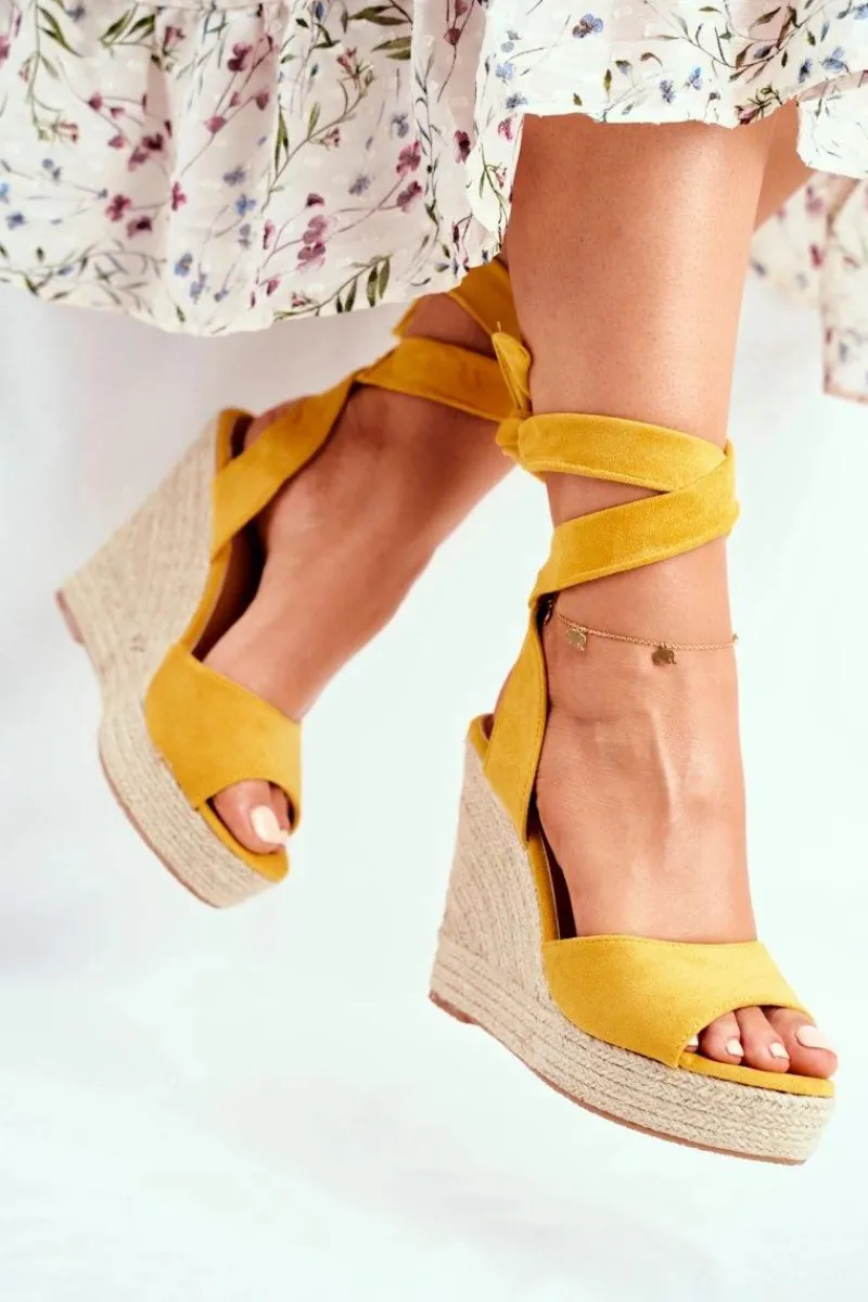 Hot Boto Sandały Damskie Na Koturnie Wiązane Żółte Belleza
