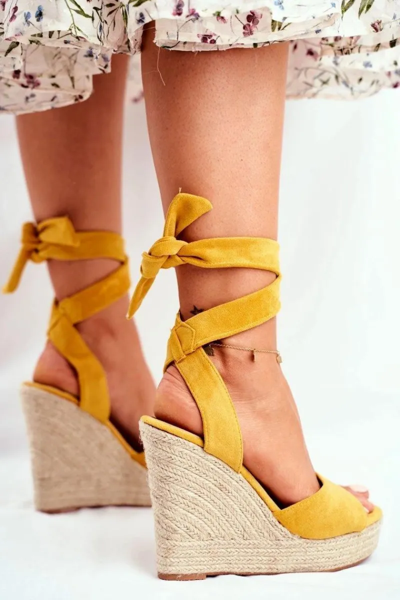 Hot Boto Sandały Damskie Na Koturnie Wiązane Żółte Belleza