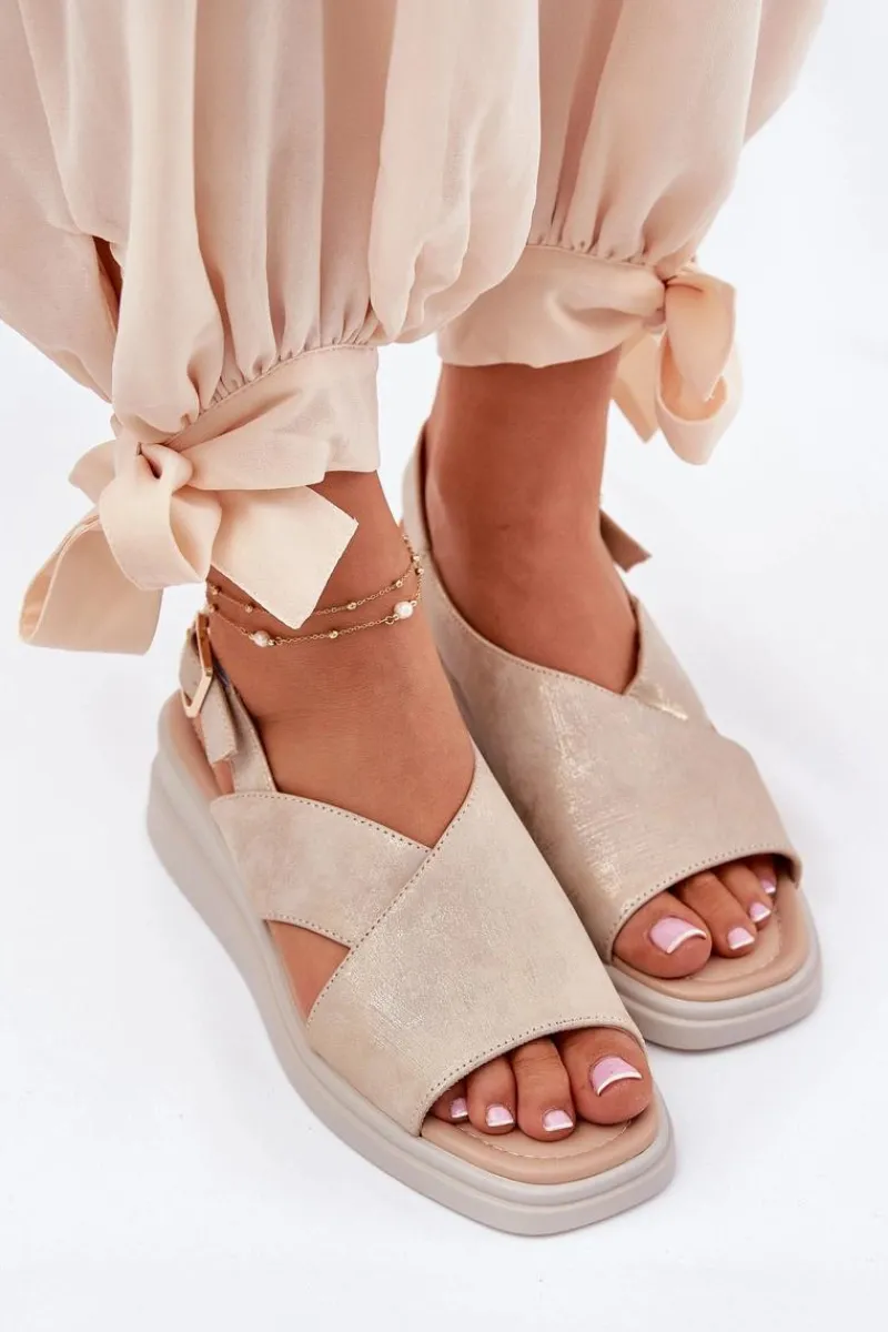 Hot Sandały Damskie Na Koturnie Z Eko Skóry Złote Quilara Damskie Sandały Na Koturnie