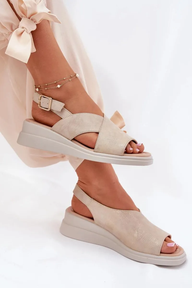 Hot Sandały Damskie Na Koturnie Z Eko Skóry Złote Quilara Damskie Sandały Na Koturnie