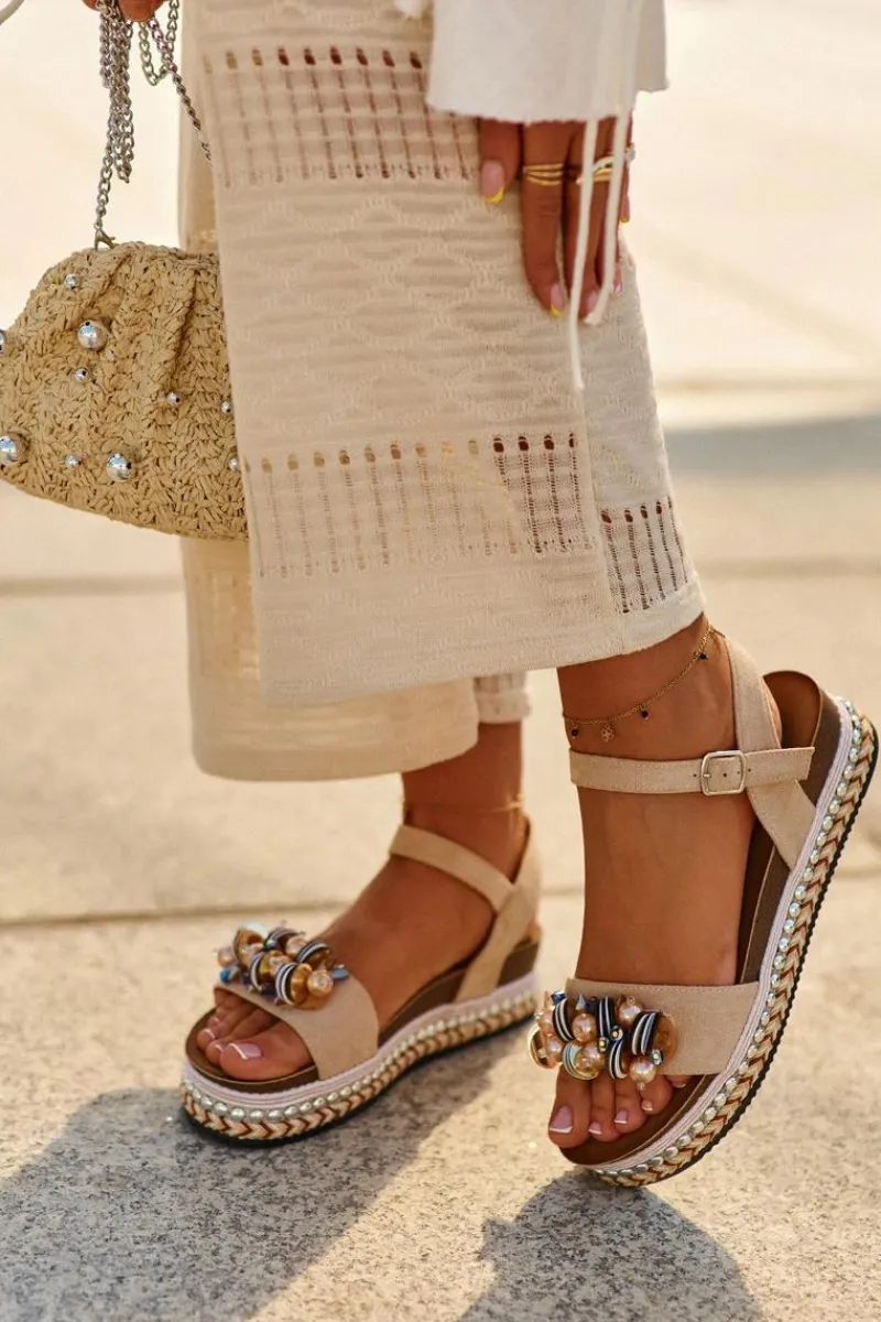 Discount Sandały Damskie Na Koturnie I Platformie Z Ozdobami S.Barski HY056 Beżowe Damskie Sandały Na Koturnie