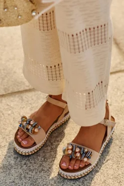 Discount Sandały Damskie Na Koturnie I Platformie Z Ozdobami S.Barski HY056 Beżowe Damskie Sandały Na Koturnie