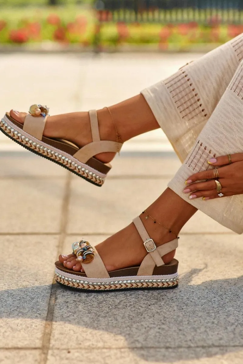 Discount Sandały Damskie Na Koturnie I Platformie Z Ozdobami S.Barski HY056 Beżowe Damskie Sandały Na Koturnie