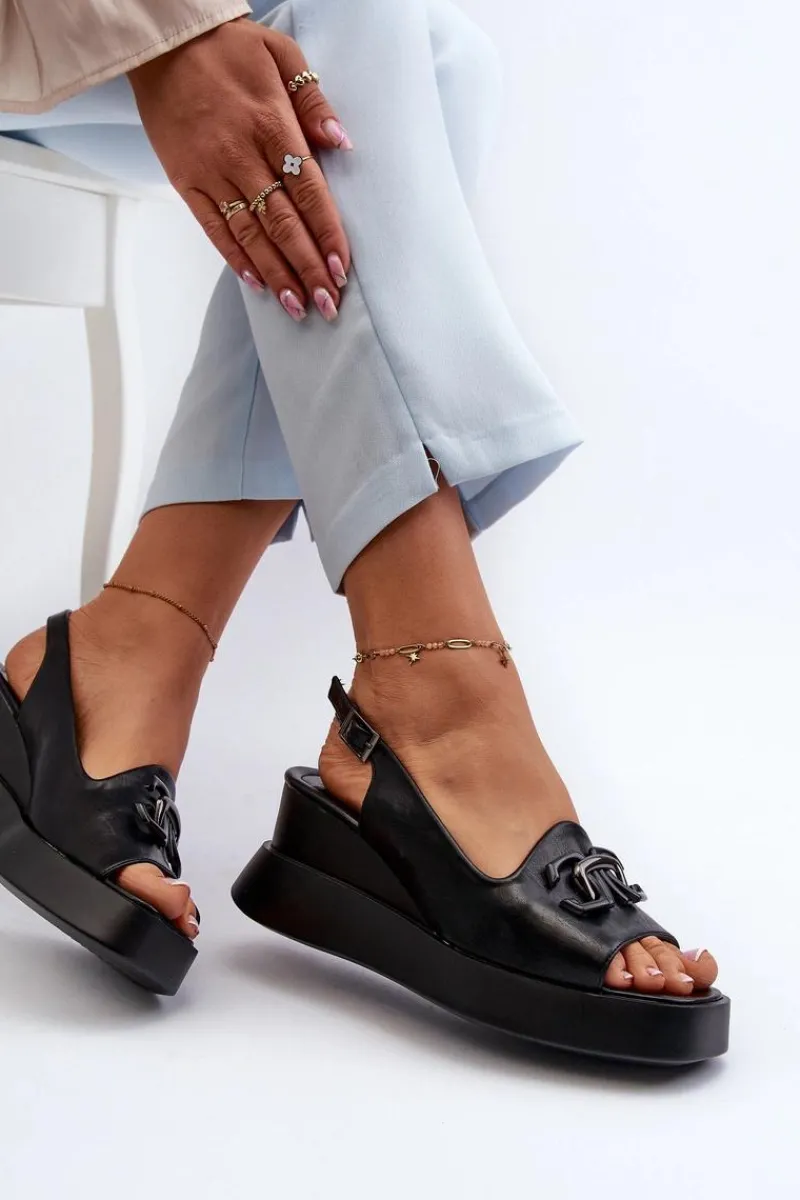 Discount Sandały Damskie Na Platformie I Koturnie Z Ozdobą Czarne Janesca Damskie Sandały Na Koturnie