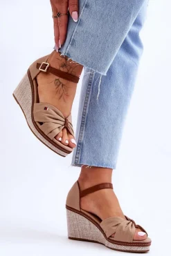 Sandały Na Koturnie>Boto Sandały Damskie Na Plecionym Koturnie Ciemnobeżowe Judith