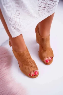Sandały Ażurowe|Sandały Na Obcasie><noscript><img width=