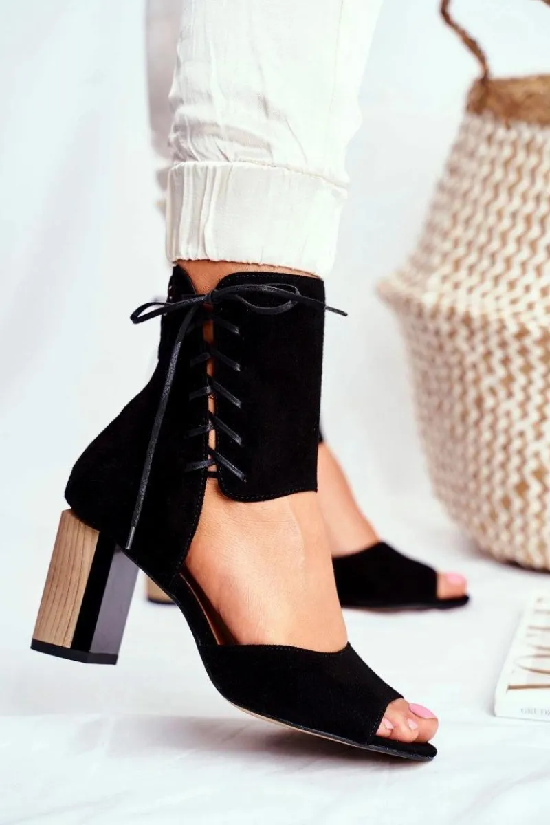 Sandały Na Obcasie>Maciejka Sandały Damskie Na Słupku Czarne Zamszowe 04122-01