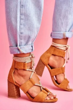 Sandały Na Obcasie><noscript><img width=