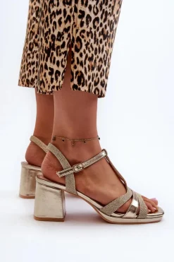 Sandały Na Słupku|Sandały Na Obcasie><noscript><img width=