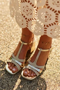 Sandały Na Słupku|Sandały Na Obcasie><noscript><img width=