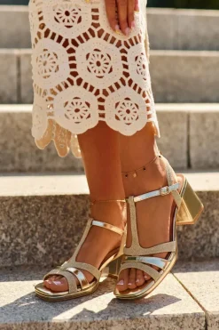 Sandały Na Słupku|Sandały Na Obcasie><noscript><img width=