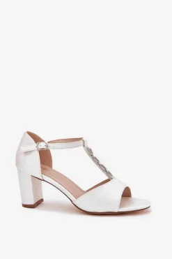 Sandały Na Słupku|Sandały Na Obcasie></noscript>Evento Sandały Damskie Na Słupku Z Ozdobnym Paskiem Eko Skóra Białe Triavera Biały