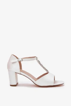 Sandały Na Słupku|Sandały Na Obcasie></noscript>Evento Sandały Damskie Na Słupku Z Ozdobnym Paskiem Eko Skóra Białe Triavera Biały
