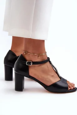 Discount Evento Sandały Damskie Na Słupku Z Ozdobnym Paskiem Eko Skóra Czarne Triavera Czarny