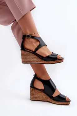 Discount Maciejka Sandały Damskie Skórzane Na Koturnie 06657-01 Czarne