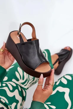 Boto Sandały Damskie Z Eko Skóry Na Platformie I Koturnie Czarne Leaniria