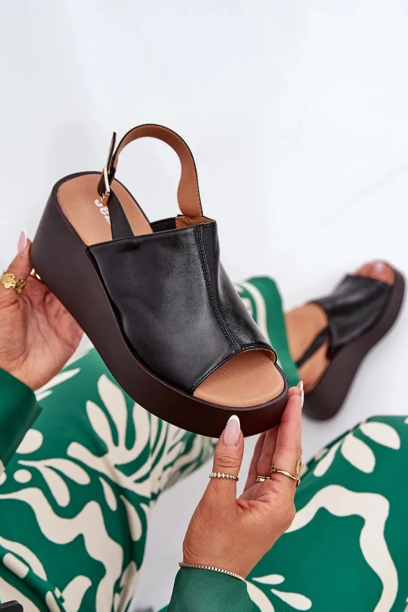 Boto Sandały Damskie Z Eko Skóry Na Platformie I Koturnie Czarne Leaniria