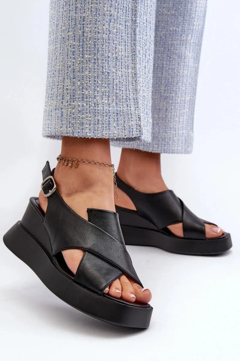 Sandały Na Koturnie>Boto Sandały Damskie Z Eko Skóry Na Platformie I Koturnie Czarne Vaiara