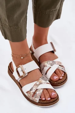 Sandały Na Koturnie|Sandały Płaskie></noscript>INBLU Sandały Damskie Z Klamrą GS000056 Białe Biały