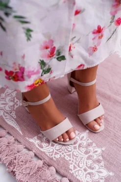 Sandały Na Obcasie><noscript><img width=