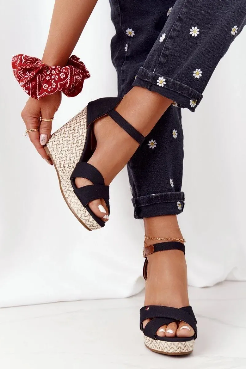 Sale Boto Sandały Na Koturnie Z Plecionką Czarne Lobos