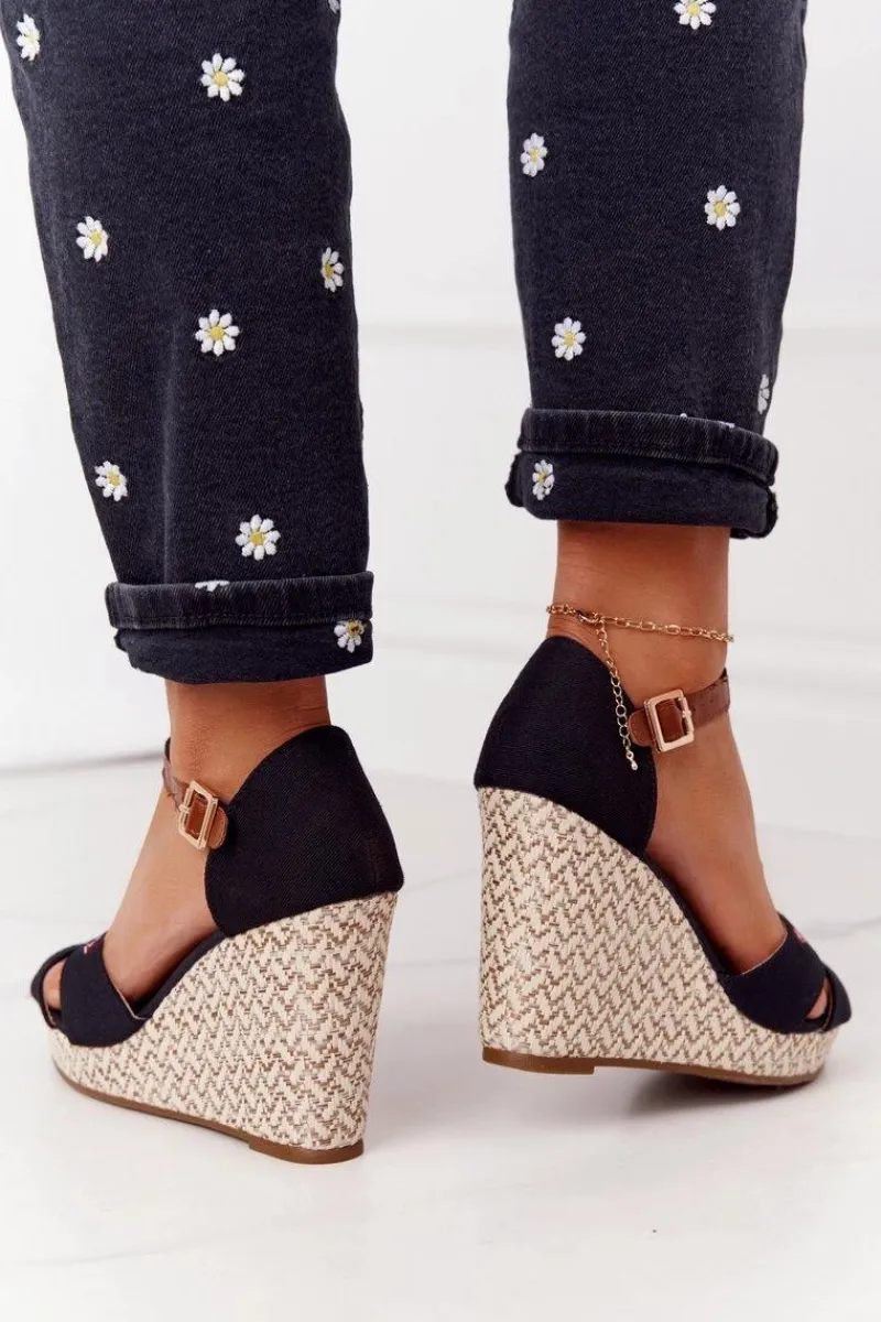 Sale Boto Sandały Na Koturnie Z Plecionką Czarne Lobos