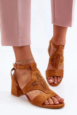 Sale Boto Sandały Na Niskim Obcasie Camel Eleriva Brązowy