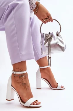 Boto Sandały Na Obcasie Białe Individual