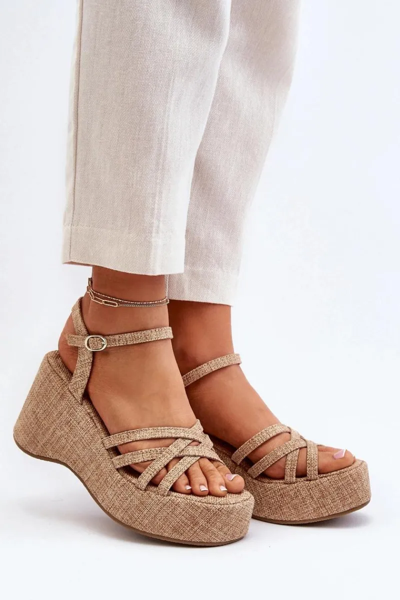 Discount Boto Sandały Na Platformie I Koturnie Beżowe Oporia