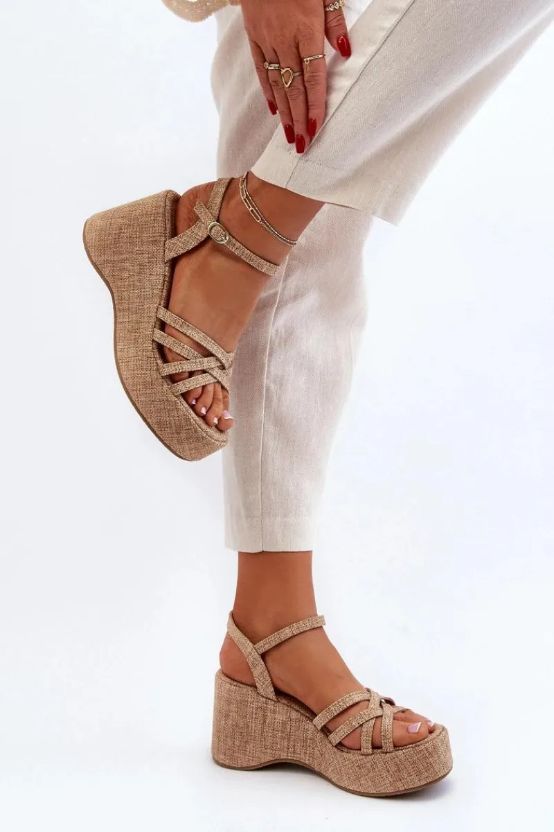 Discount Boto Sandały Na Platformie I Koturnie Beżowe Oporia