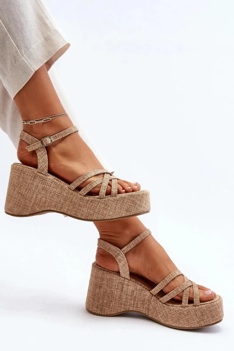 Discount Boto Sandały Na Platformie I Koturnie Beżowe Oporia