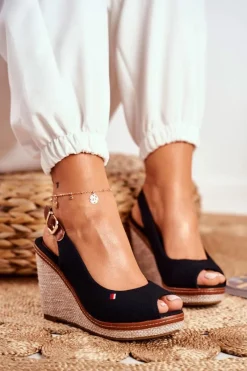 New Boto Sandały Na Plecionej Koturnie Czarne Tommy