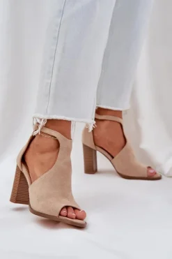 Sandały Na Słupku Z Eko Zamszu Beżowe Lanadriena Damskie Sandały Na Słupku|Sandały Na Obcasie