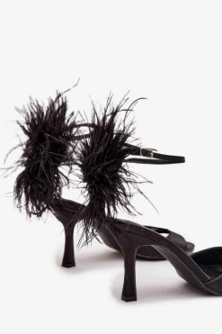 Sale Boto Sandały Na Szpilce Z Piórami Czarne Caelina Czarny