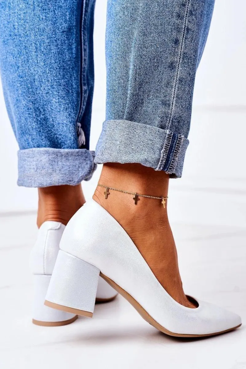 Clearance Satynowe Czółenka Lewski Shoes 2801 Srebrne Damskie Czółenka Na Słupku
