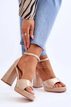 Sandały Na Obcasie><noscript><img width=