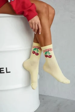 Skarpetki|Skarpetki>Milena Skarpetki Damskie CHERRIES Żółte Żółty