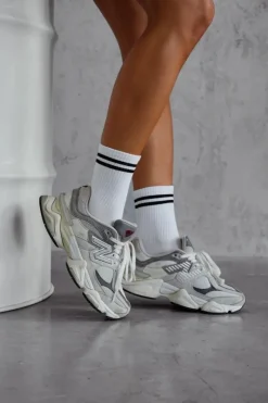 Skarpetki|Skarpetki>Milena Skarpetki Damskie Dwa Cienkie Paski Białe Biały