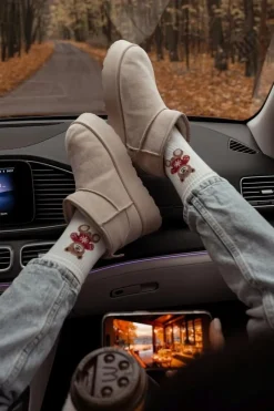 Skarpetki|Skarpetki>Milena Skarpetki Damskie Miś w Sweterku Ecru Biały