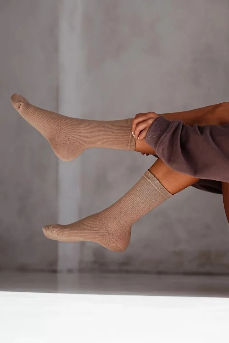 Skarpetki|Skarpetki>Milena Skarpetki Damskie W Prążek Beżowe Beżowy