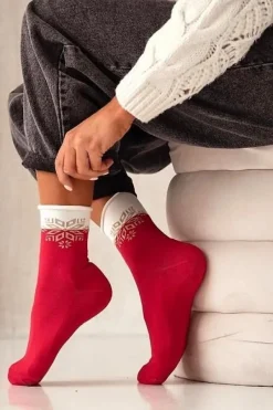 Skarpetki|Skarpetki>Milena Skarpetki Damskie Świąteczne Półfrotte UNIQUE Bezuciskowe Gwiazdka Czerwone