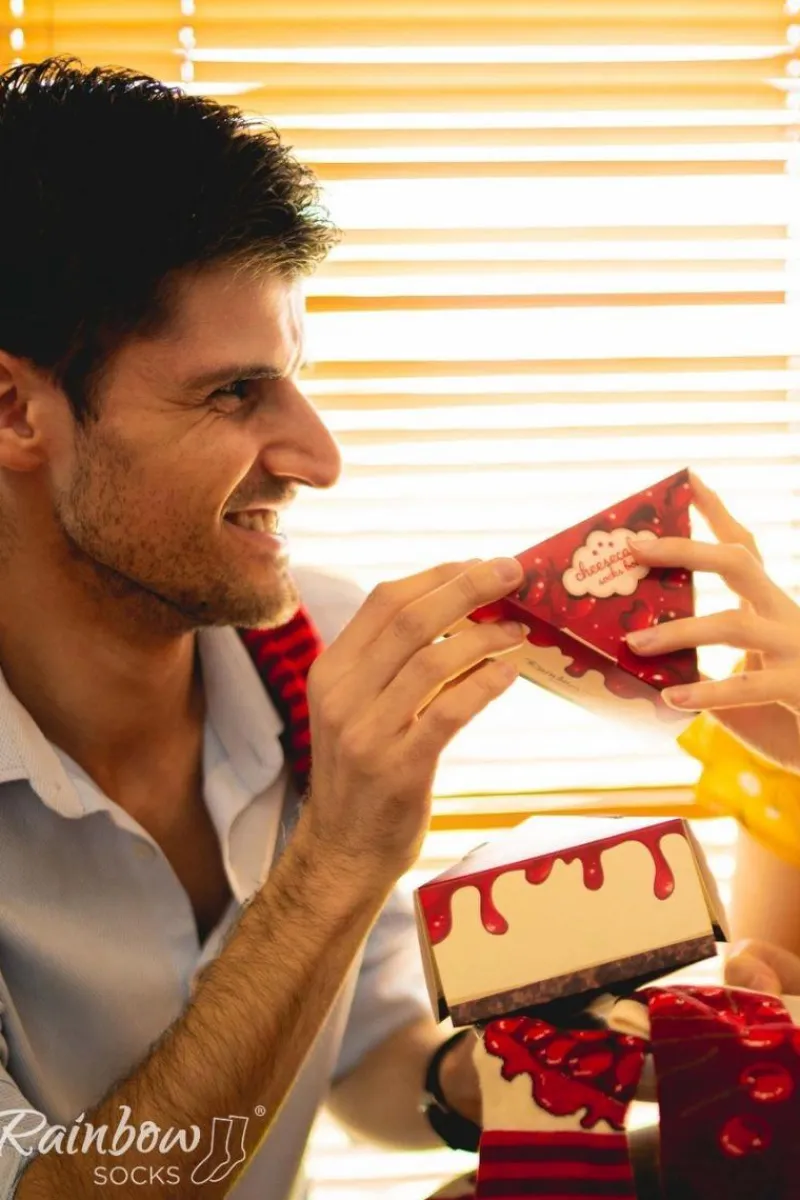 Skarpetki|Skarpetki>ZOOKSY/RAINBOW SOCKS Skarpetki Rainbow Socks Sernik Nowojorski Z Wiśnią 1 Para