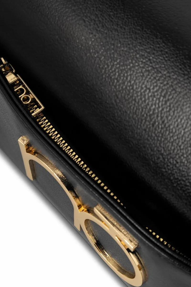 Outlet Nobo Skórzana Torebka Listonoszka NBAG-R3020-C020 Czarna