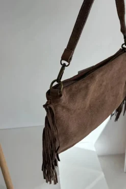 Online Skórzana Zamszowa Torebka Z Frędzlami Brązowa Jessira Listonoszki