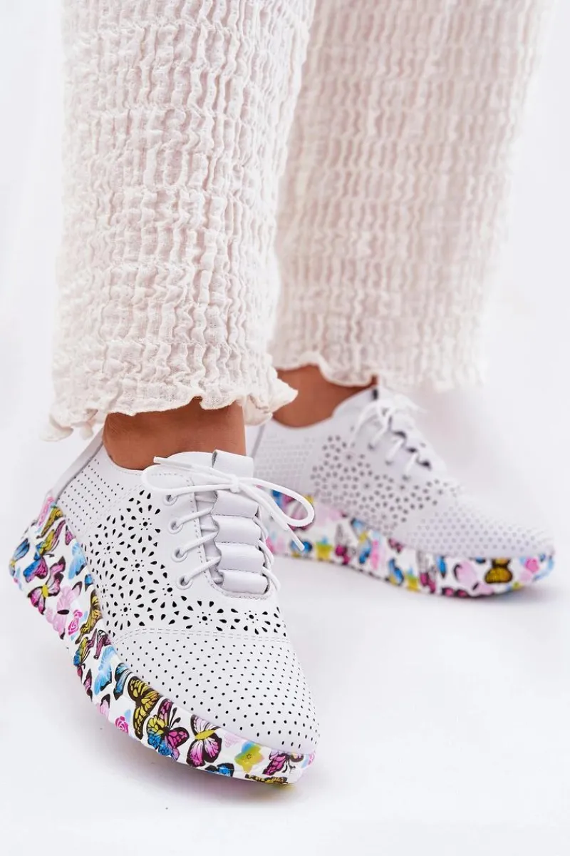 Artiker Skórzane Ażurowe Półbuty Damskie Na Koturnie Motyle 56C1618 Białe