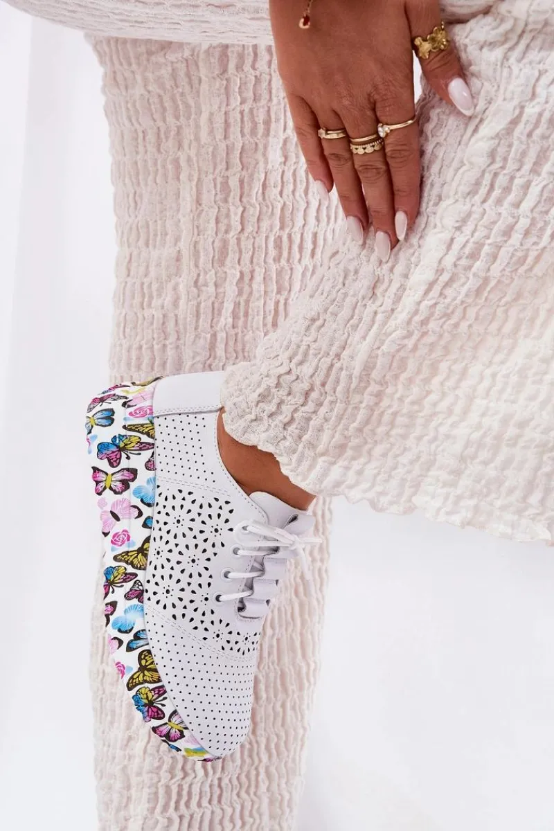 Artiker Skórzane Ażurowe Półbuty Damskie Na Koturnie Motyle 56C1618 Białe