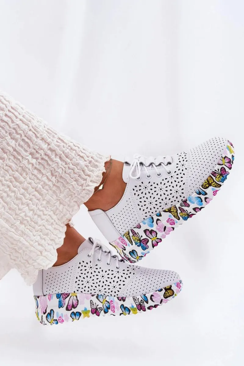 Artiker Skórzane Ażurowe Półbuty Damskie Na Koturnie Motyle 56C1618 Białe